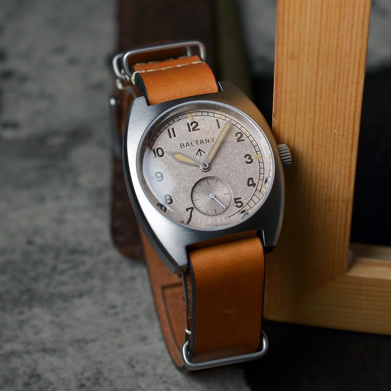 BALTANY Retro Tonneau ST1701 Automatic Watch S2010 thumbnail 3