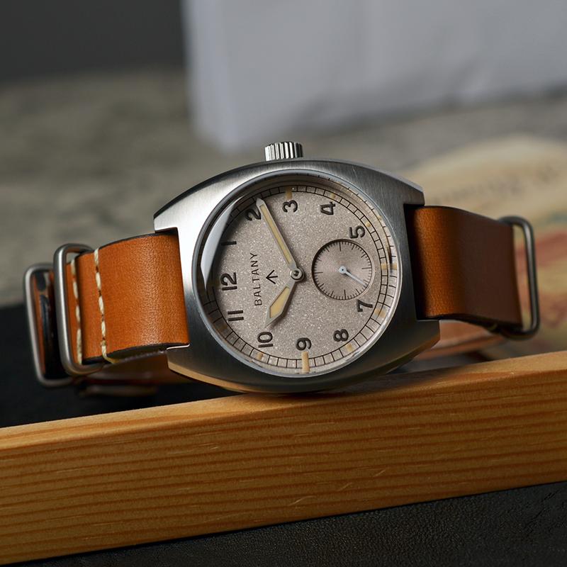 BALTANY Retro Tonneau ST1701 Automatic Watch S2010 thumbnail 4