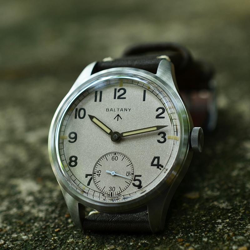 42mm Case Manual Winding D12 Military Watch S2022 thumbnail 3