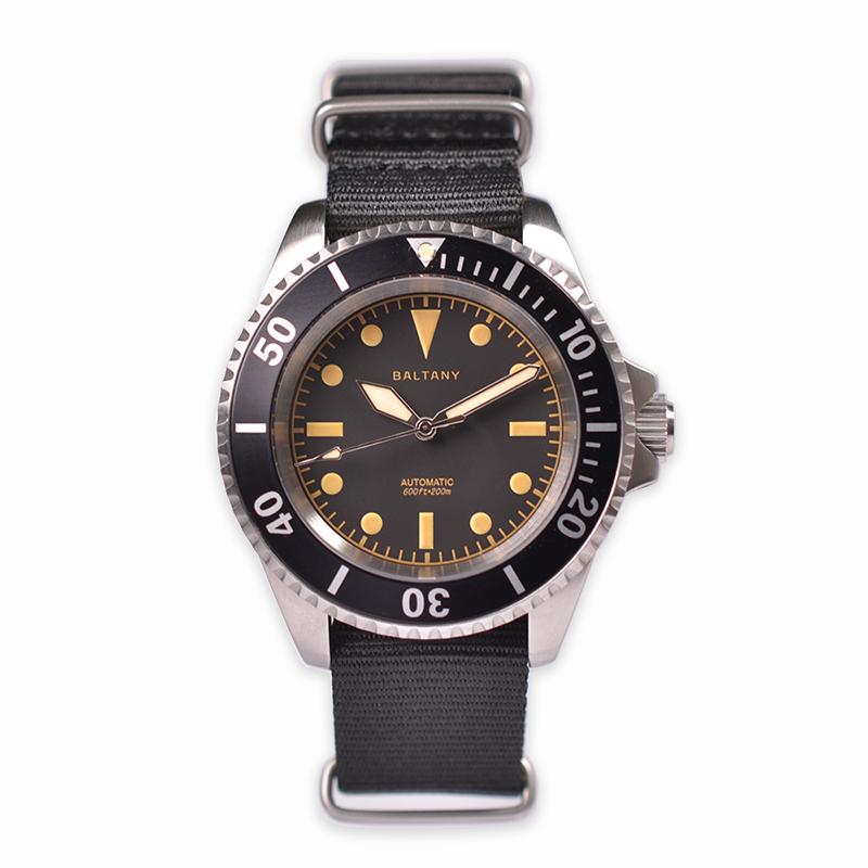Baltany Retro Diving Wristwatch 200m Water Ghost S3024 thumbnail 2