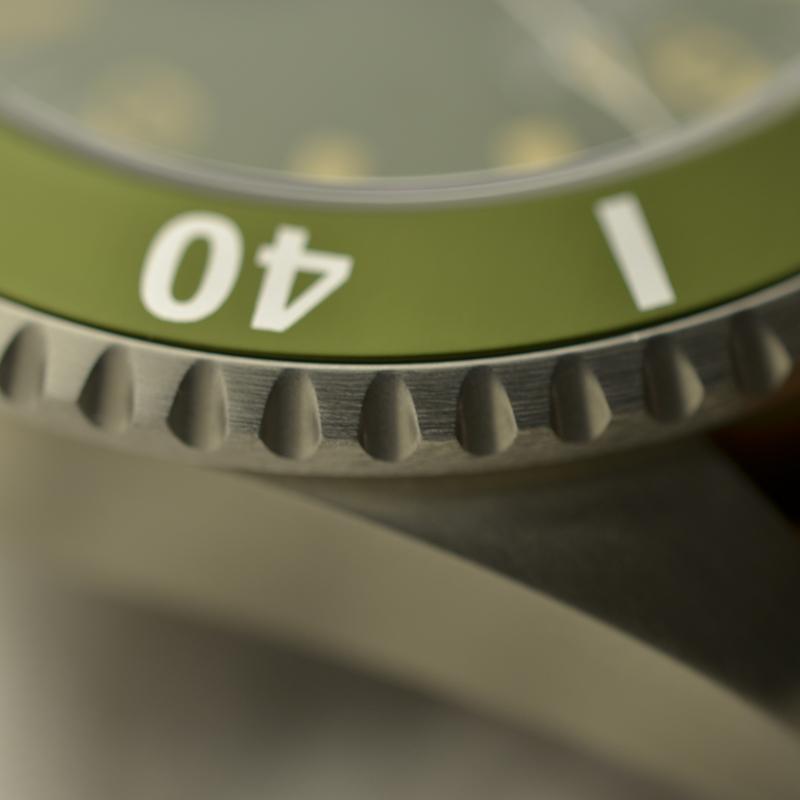 300M Waterproof Retro Military Style Dive Watch S3026 thumbnail 4