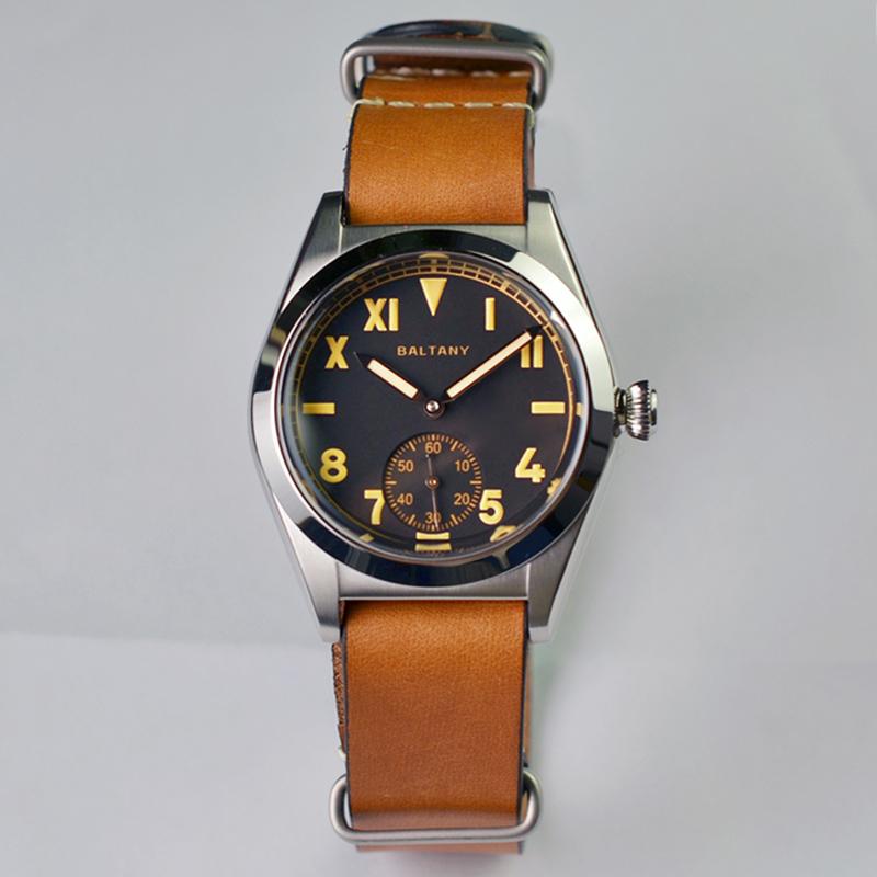 Retro Sub-second BubbleBack Automatic Watch S4028 thumbnail 2
