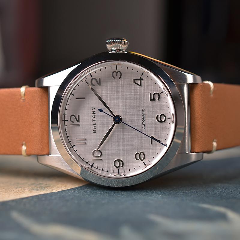 Linen Silver Dial NH38 Automatic Dress Watch S4038 thumbnail 2