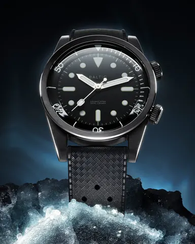 Aquascaphe Dual-Crown Black PVD - Black