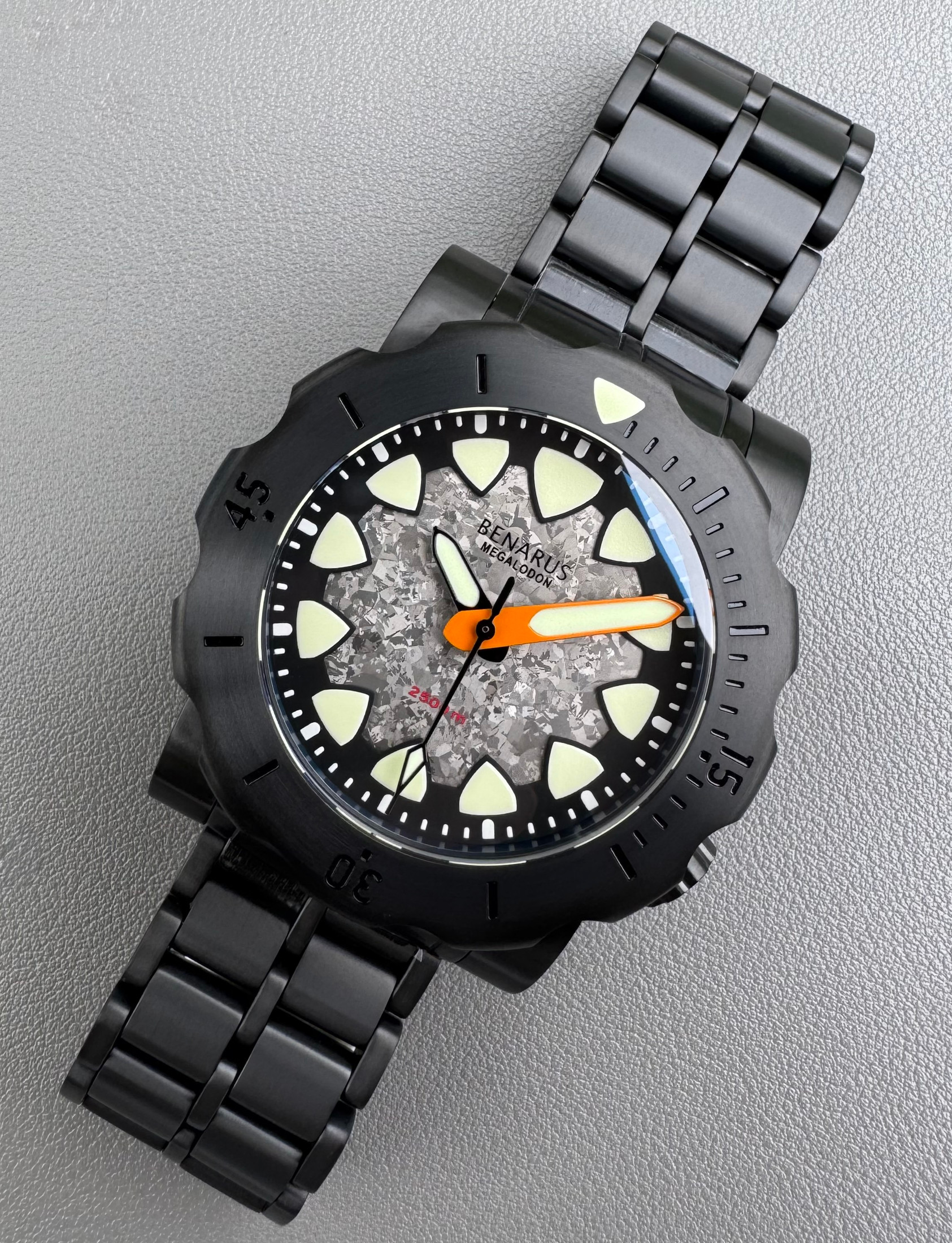 Megalodon Titanium Crystalized solid bezel DLC thumbnail 3