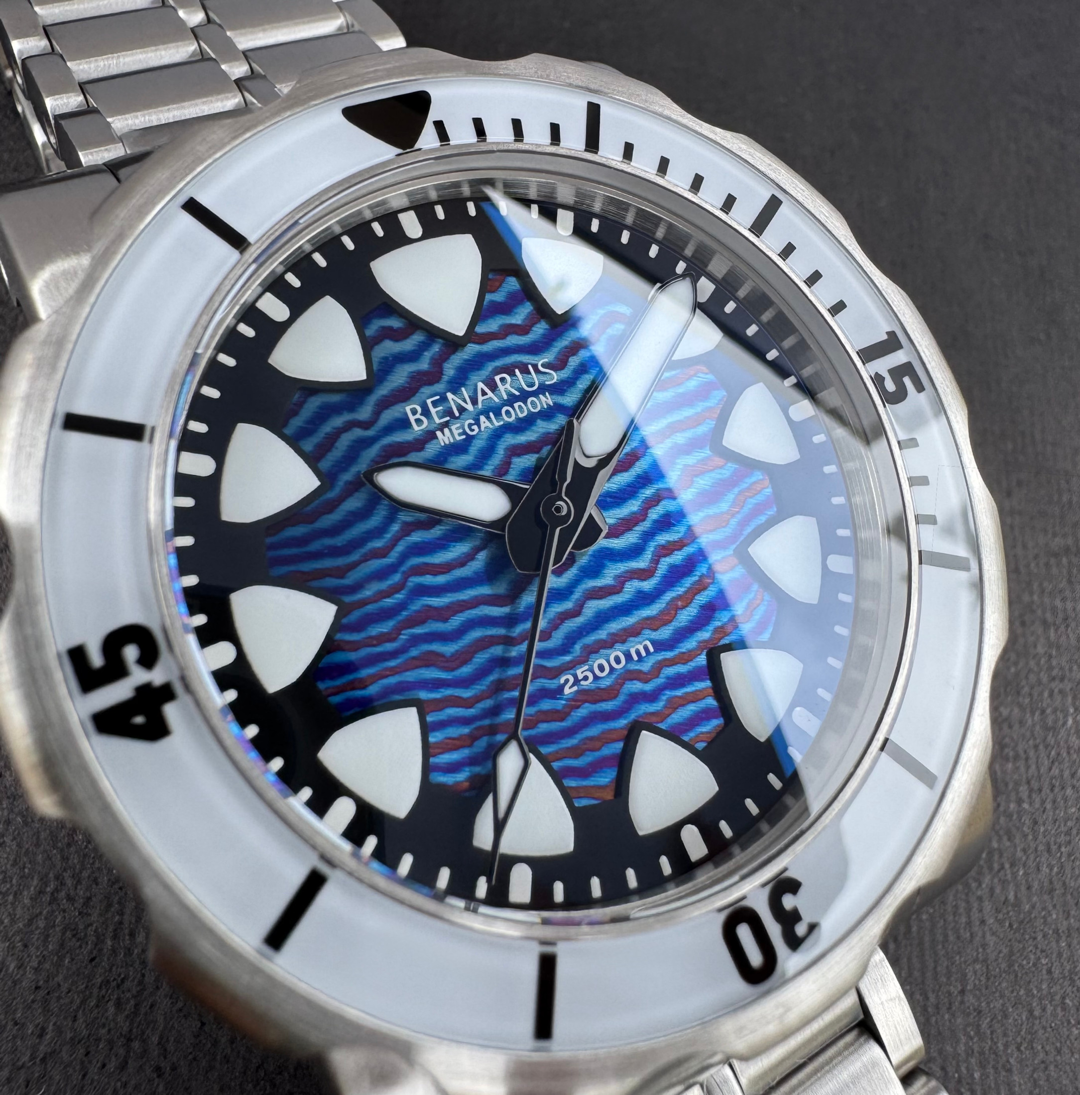 Megalodon Titanium damast BGW9 sapphire thumbnail 2