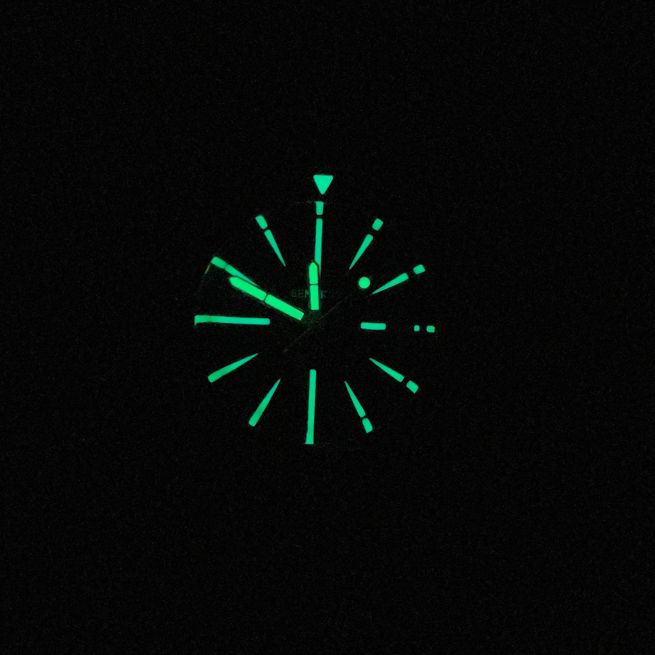 Moray 38 steel black dart dial C3 lume date thumbnail 4