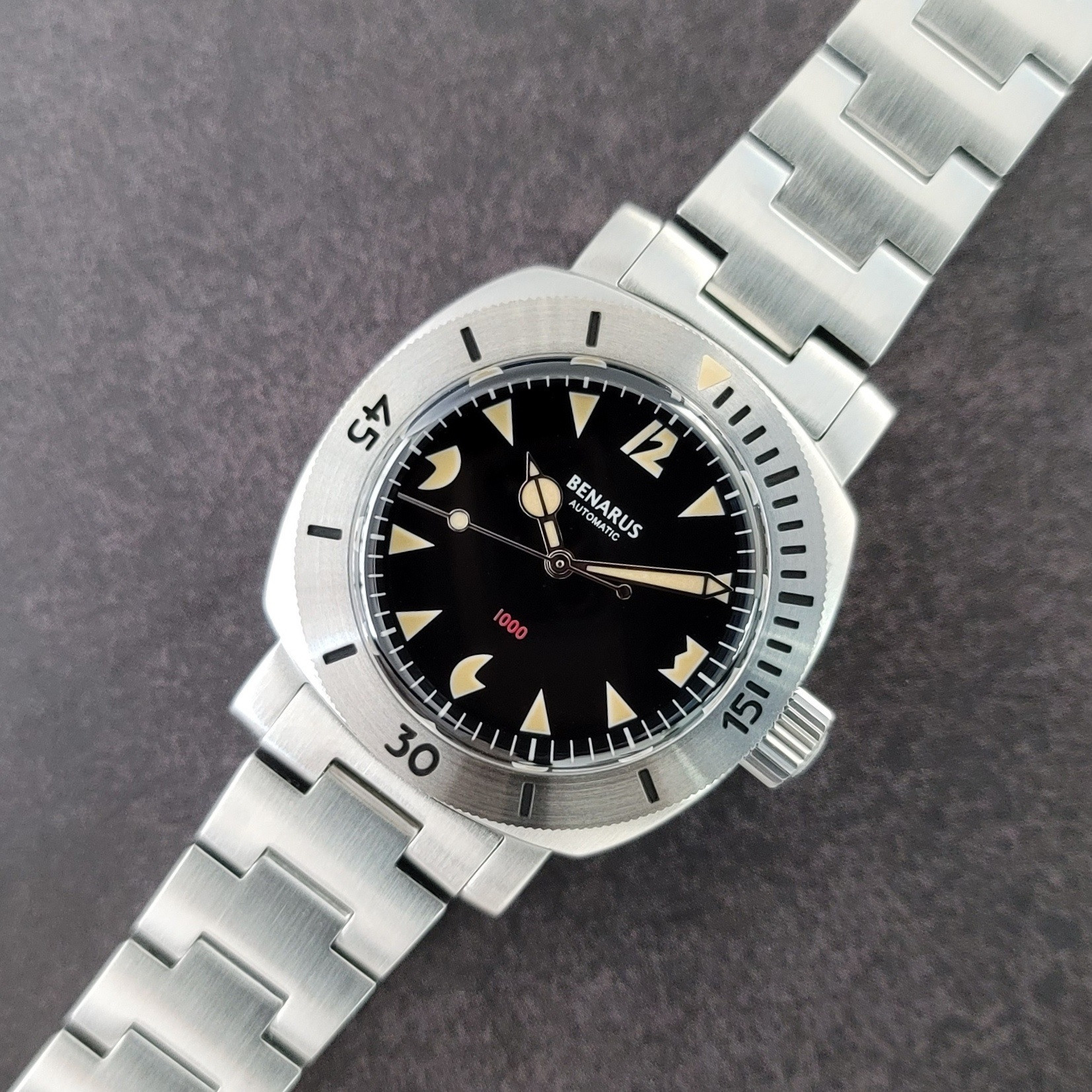 Moray 38 steel black pacman dial vintage lume no date thumbnail 2