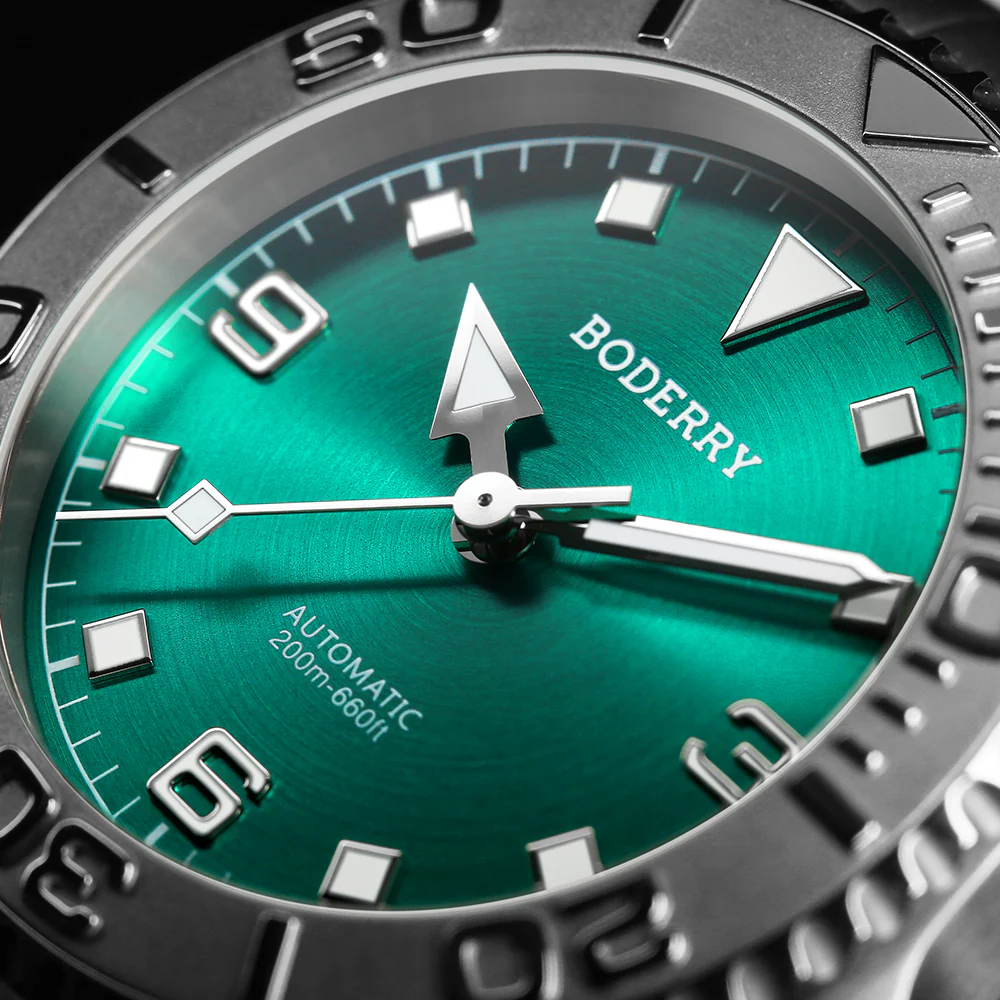 ADMIRAL 3-Hand No-Date - 200M Waterproof Titanium Automatic Diver Watch | Aurora Green thumbnail 2