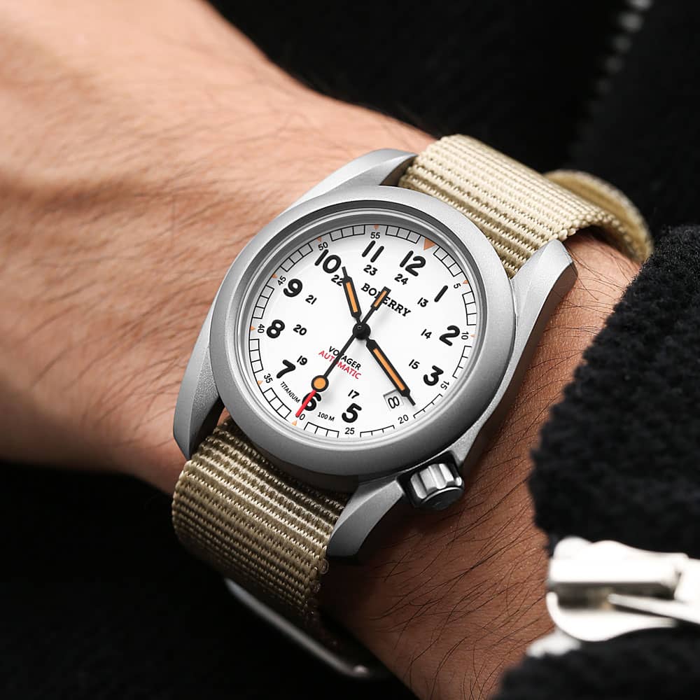 VOYAGER - 100M Waterproof Titanium Automatic Field Watch | White thumbnail 2