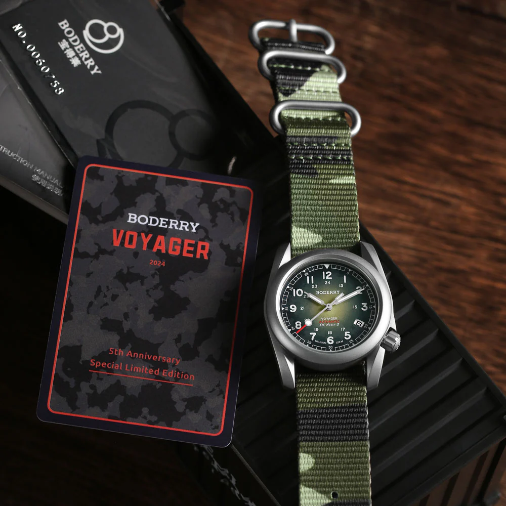 VOYAGER - 5th Anniversary Special Limited Edition [888] thumbnail 2