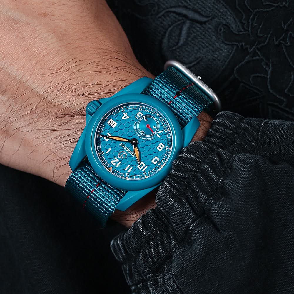 VOYAGER S72 – 72-Hour Power Reserve Titanium Automatic Field Watch, 100M Water Resistant | Cerulean Blue thumbnail 3