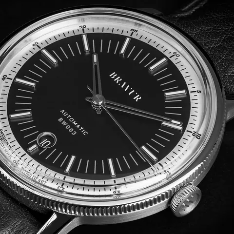 BW003 - Black dial