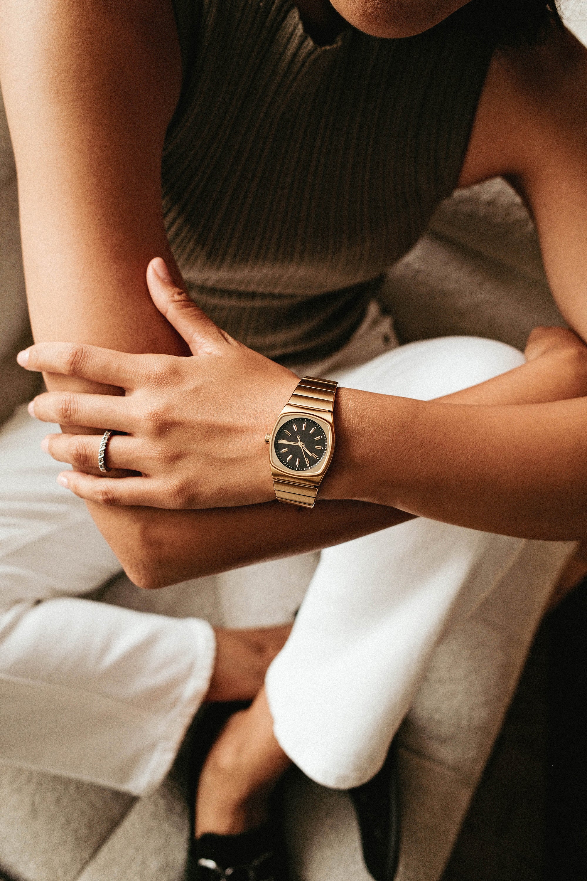 Metric Lite - Gold and Black Automatic Watch thumbnail 3