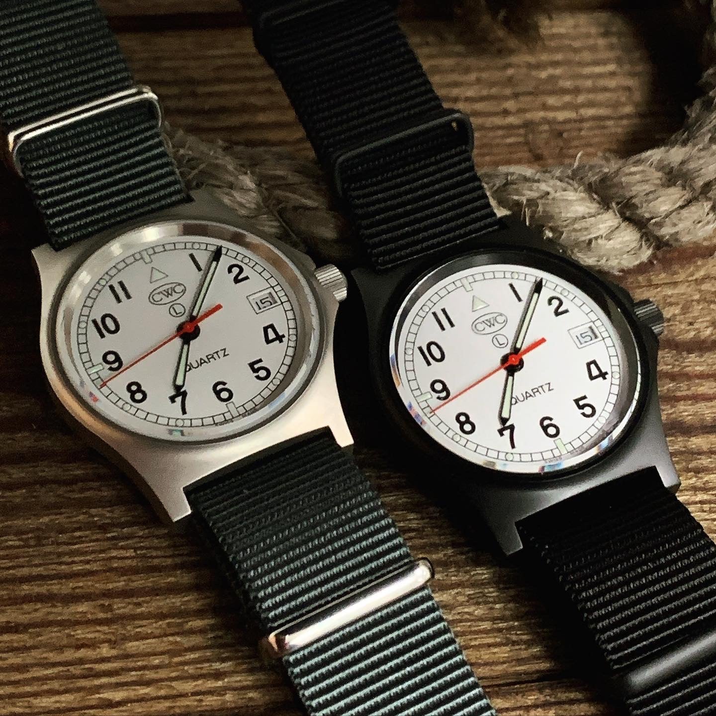 CWC GS Sapphire Subhunter Watch, Stainless Steel Case with White Dial thumbnail 2