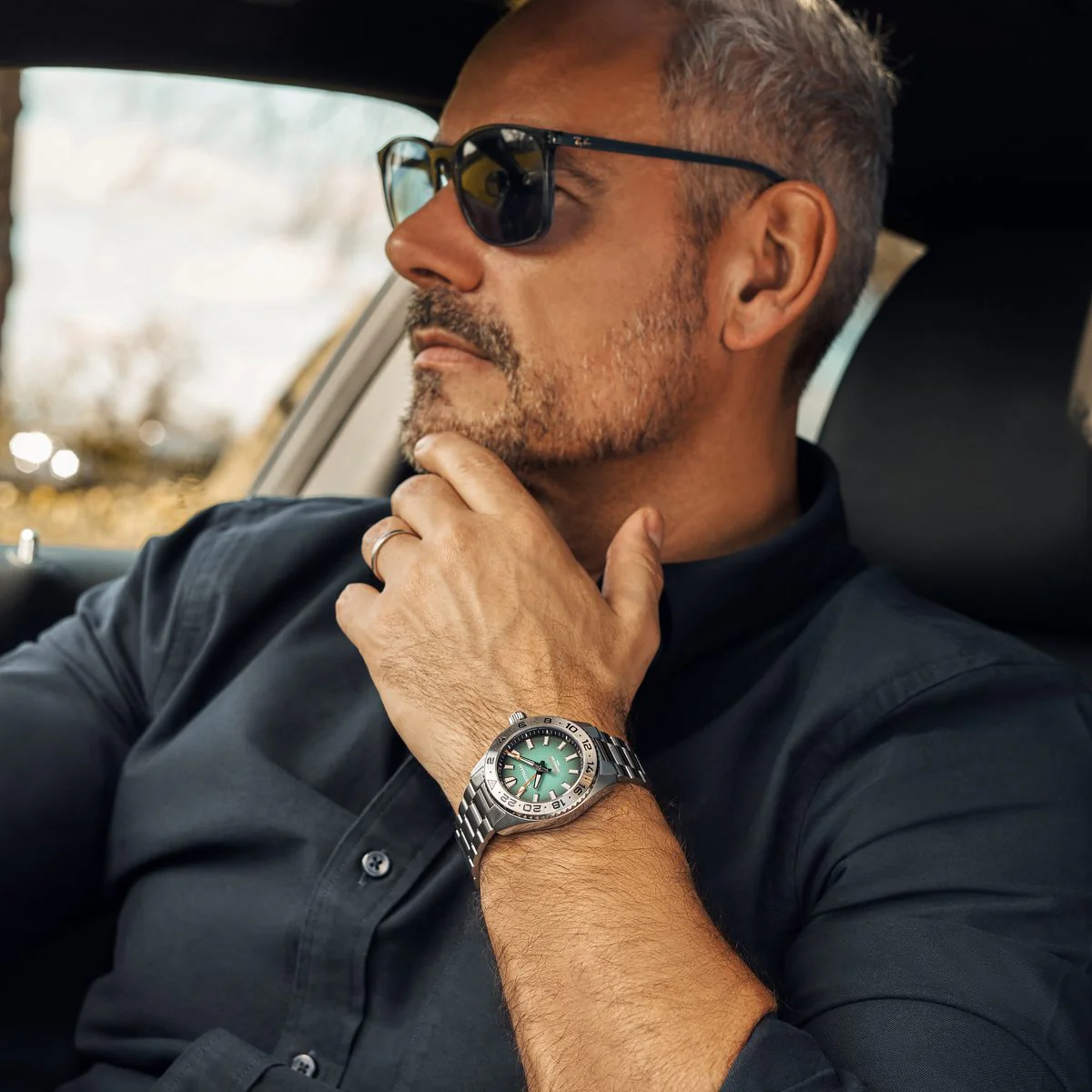 Cestrian Ocean Series GMT 42mm Green Fumé Dial Steel Bracelet Automatic Men's Watch thumbnail 3