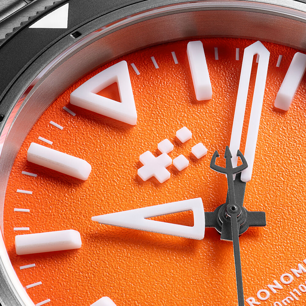 C60 Trident Lumière 41mm — Orange thumbnail 3