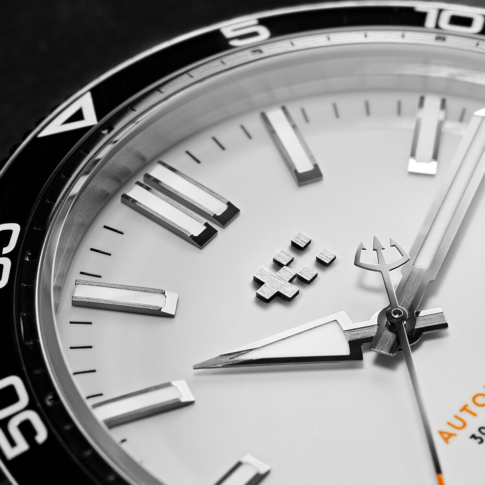 C60 Trident Pro 300 38mm — White/Black thumbnail 3