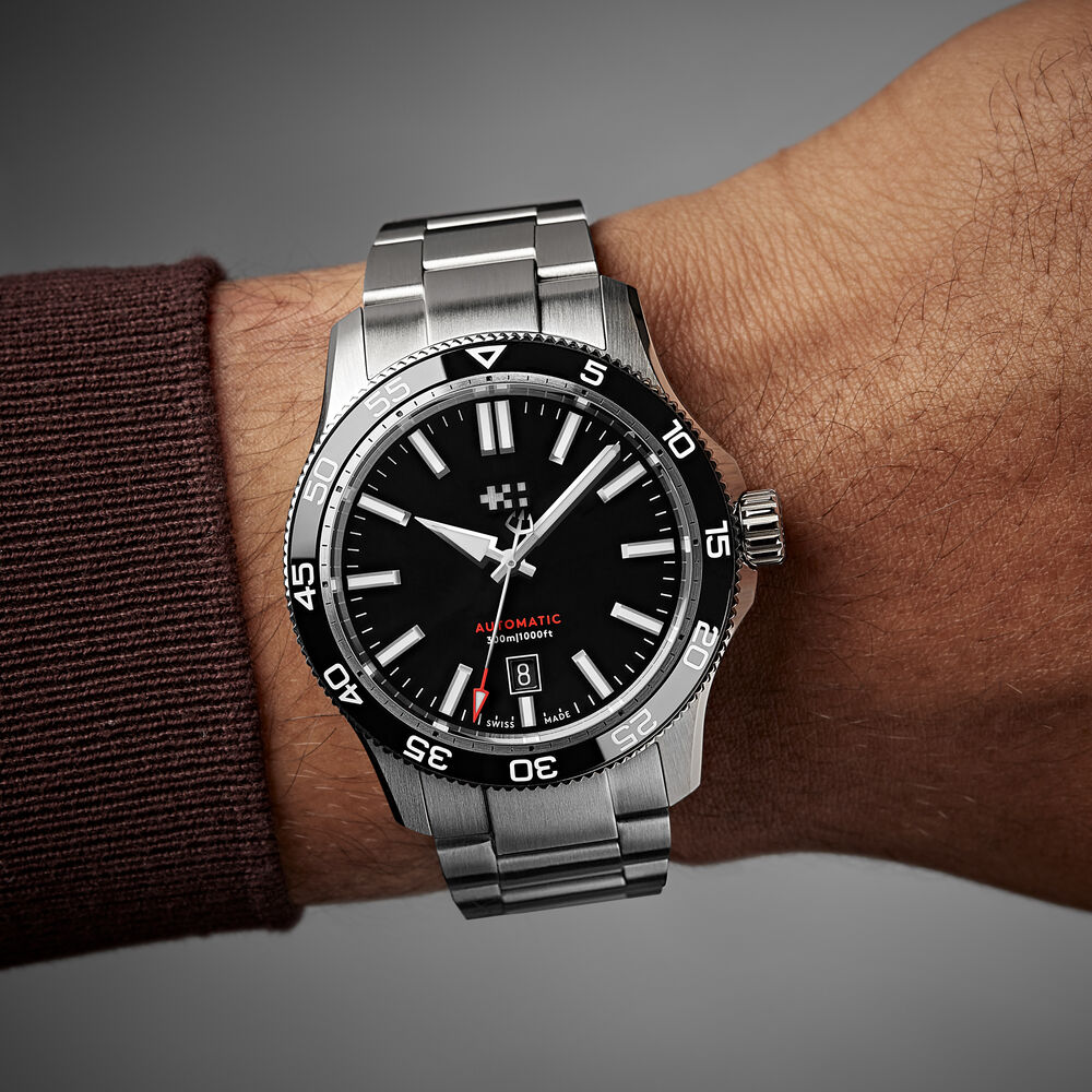 C60 Trident Pro 300 42mm — Black thumbnail 2