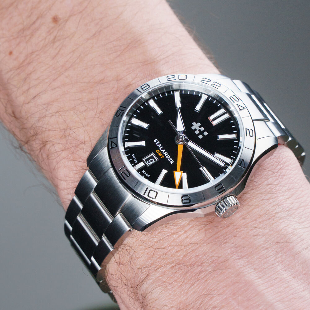 C63 Sealander GMT 42mm — Black Automatic GMT thumbnail 2