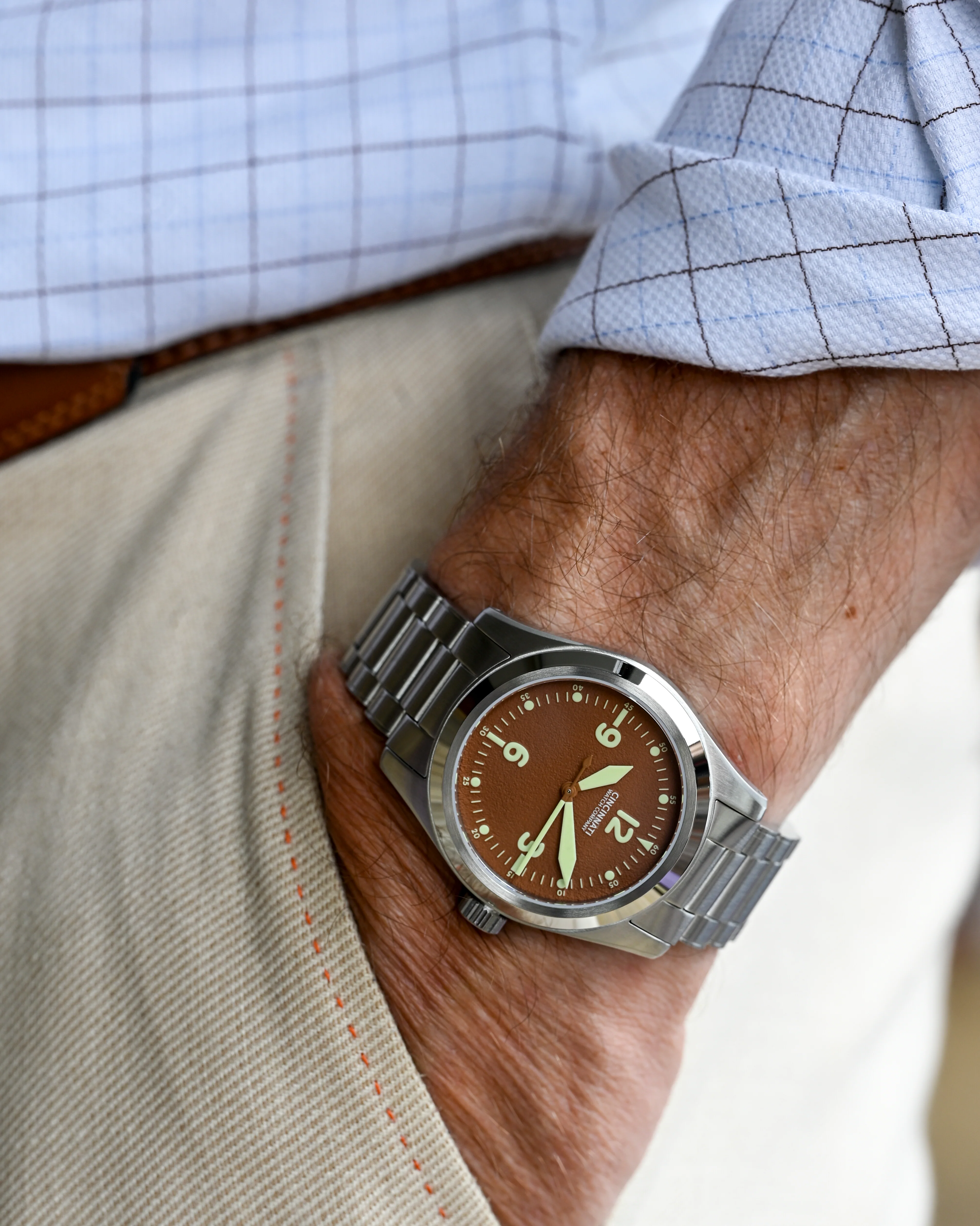 P-40 A-11 Pilot Mocha Mousse Automatic thumbnail 3
