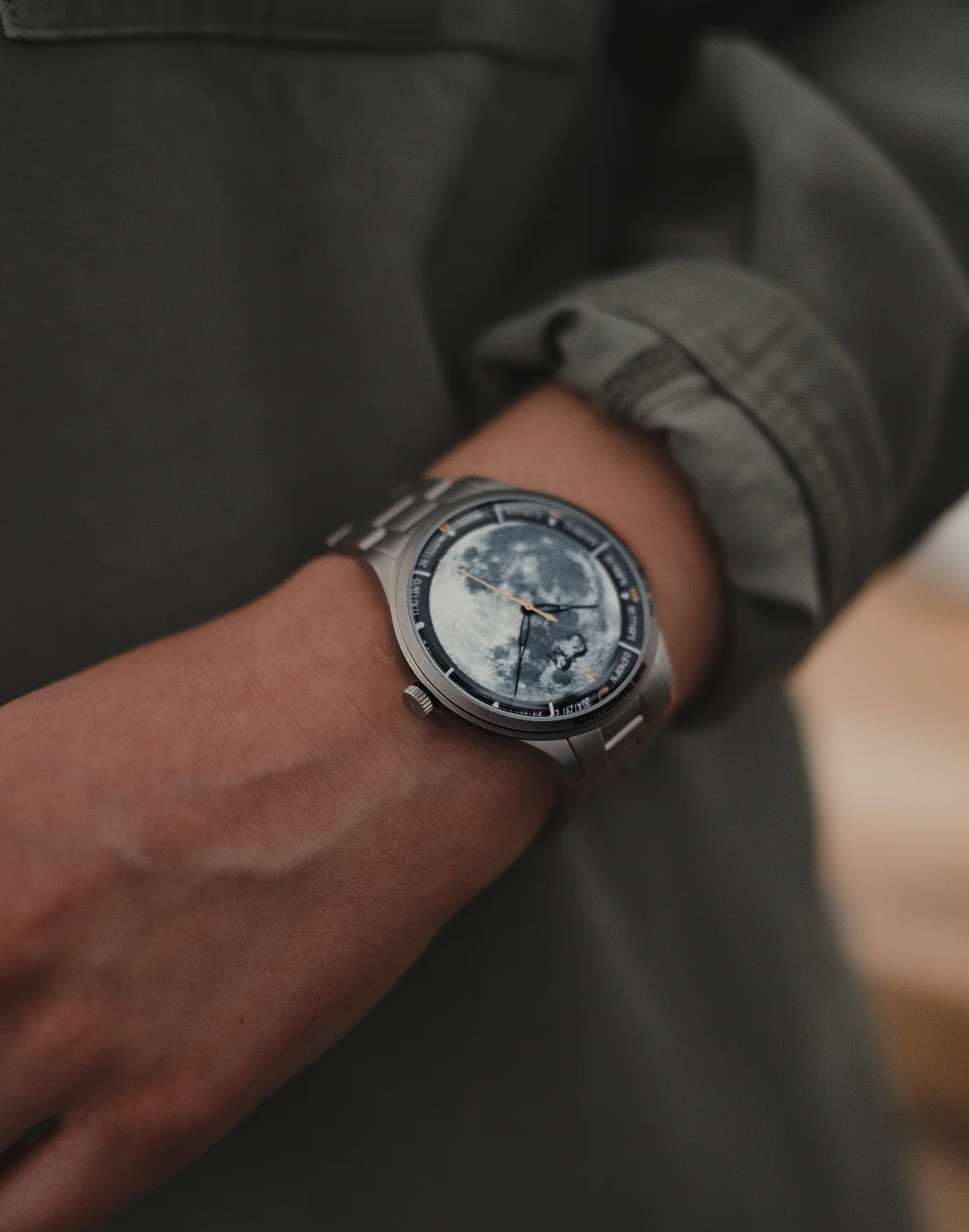 Lunar 1969 Quartz Watch thumbnail 5