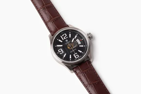 Explorer Black