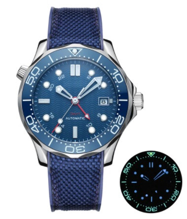 Blue dial Bond style Movie prop 200m diver GMT watch thumbnail 2