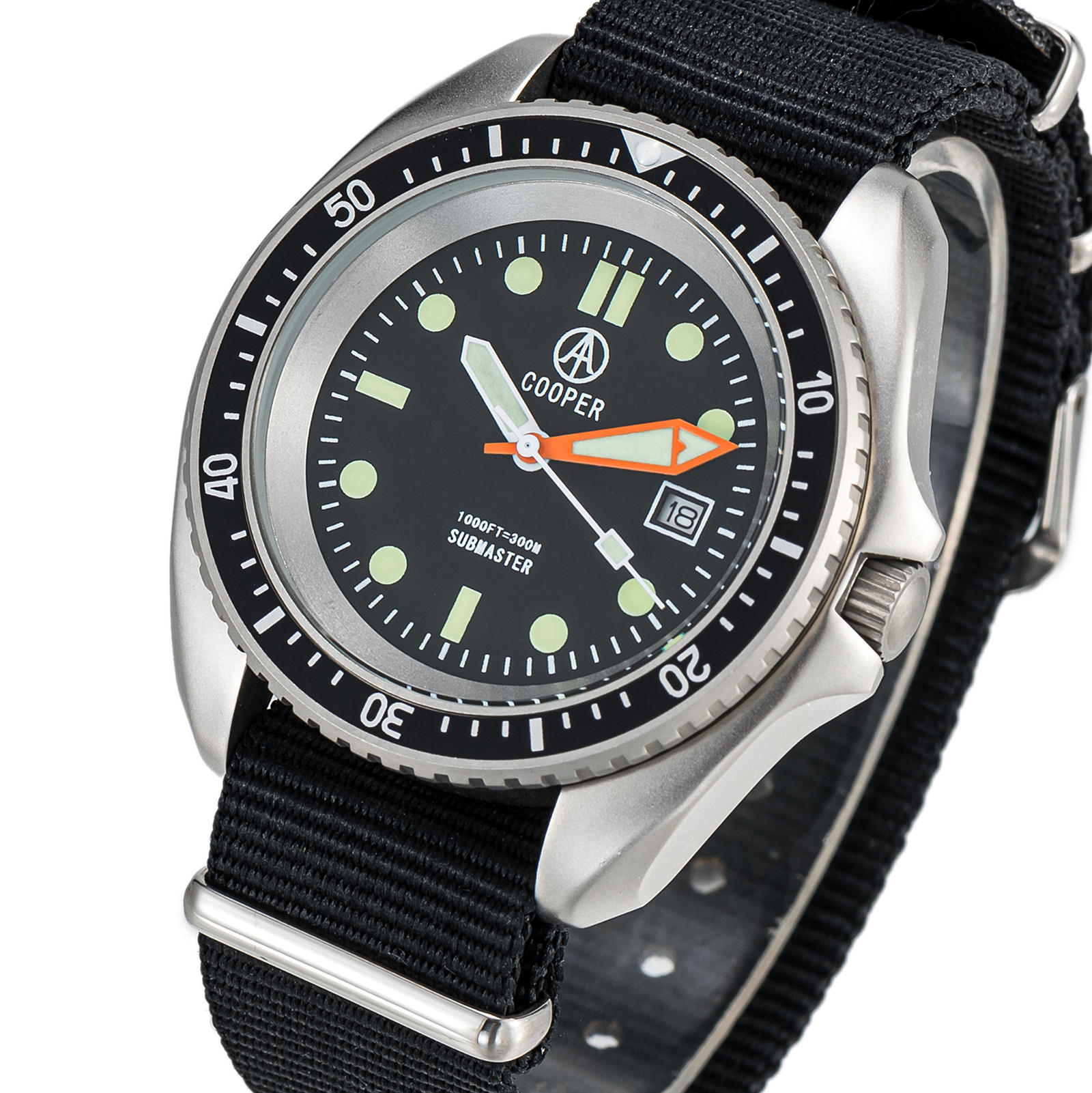 COOPER SUBMASTER STEEL FINISH ROYAL NAVY MILITARY DIVERS WATCH SM8016ST thumbnail 2