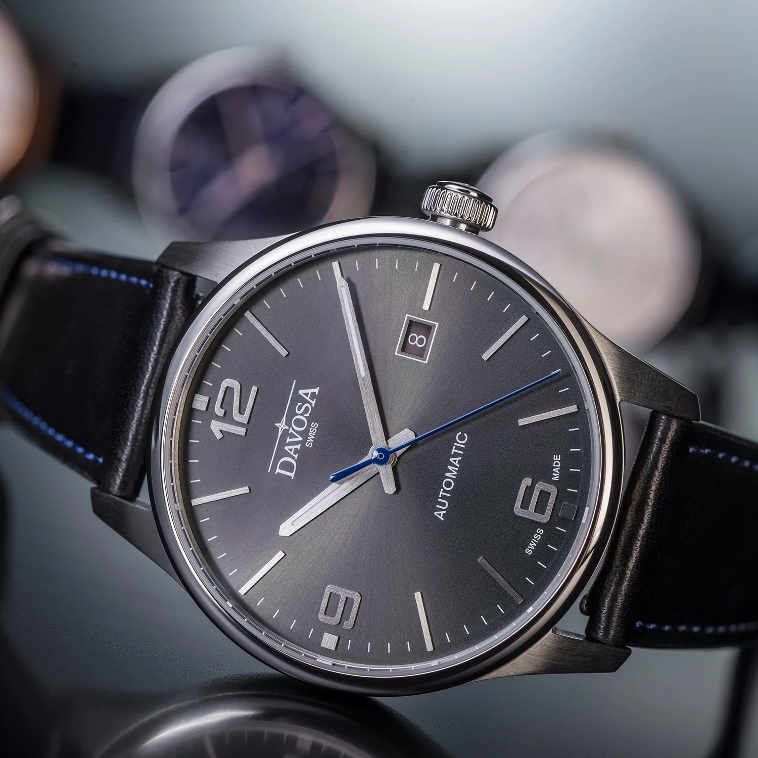 Gentleman 16156694 thumbnail 2