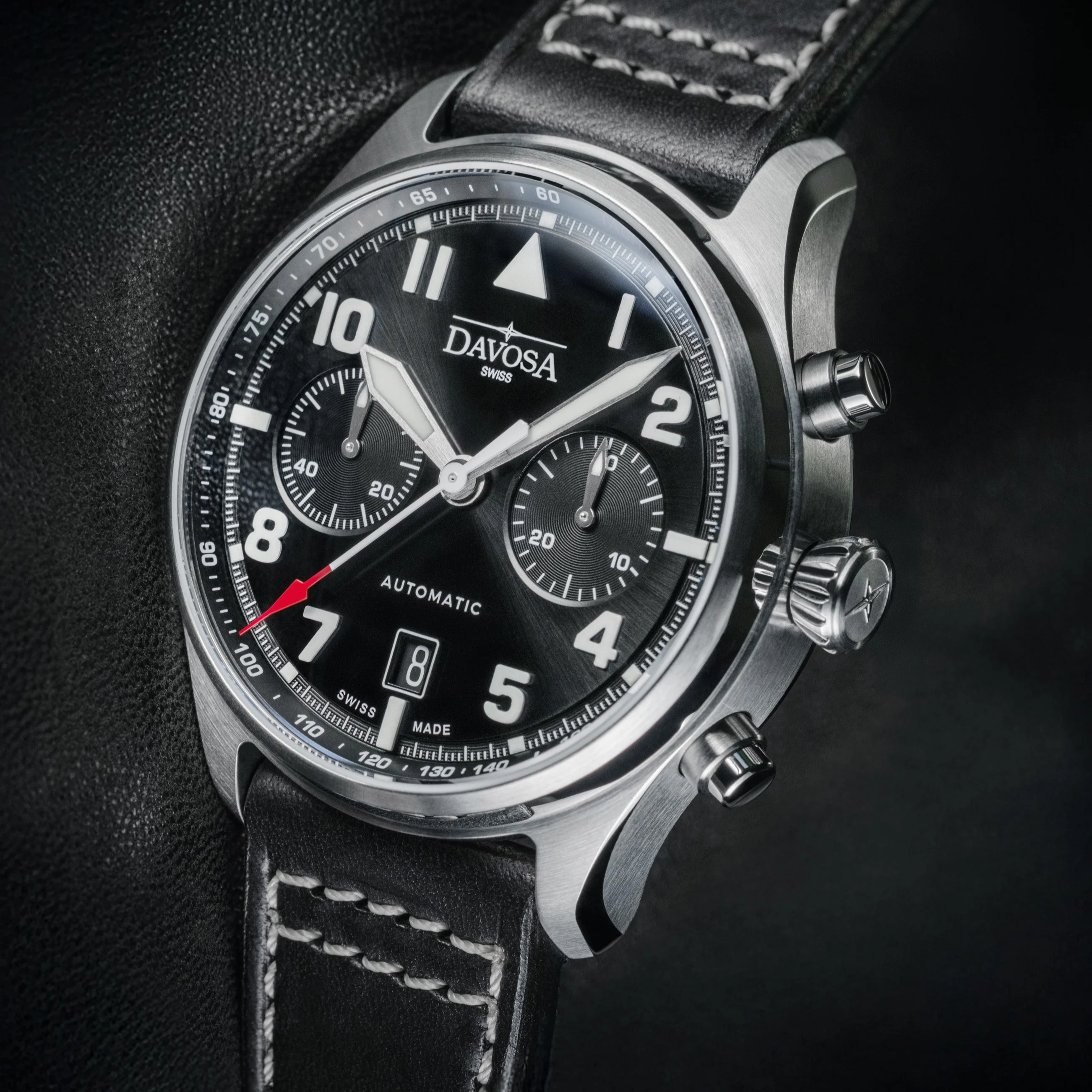 Newton Pilot Chronograph LE 16157855 thumbnail 2