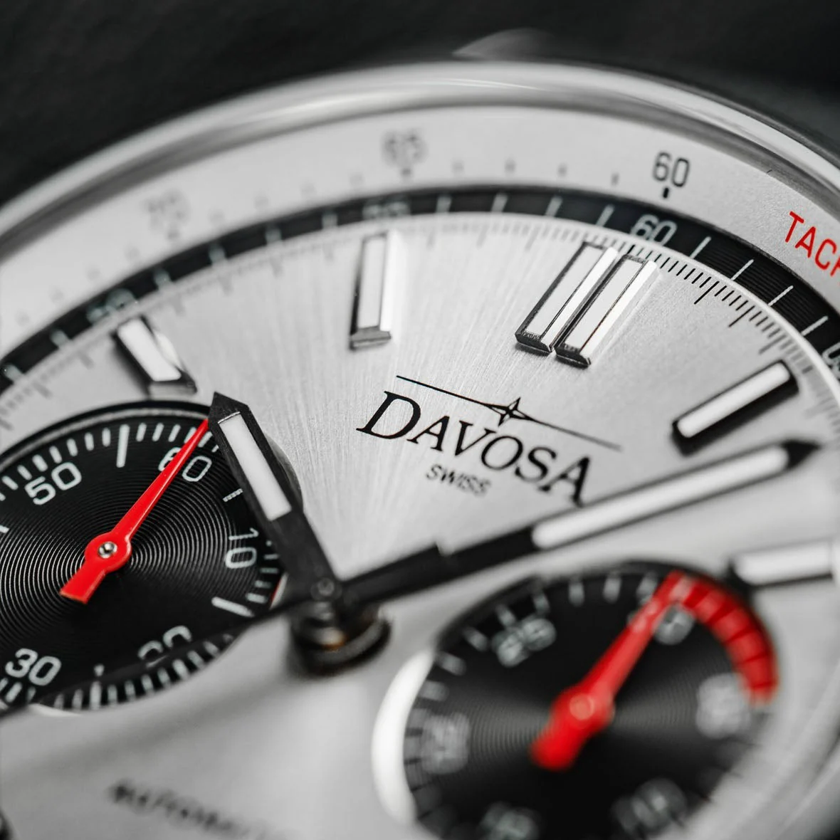 Newton Pilot Rally Chronograph LE 16153615 thumbnail 2