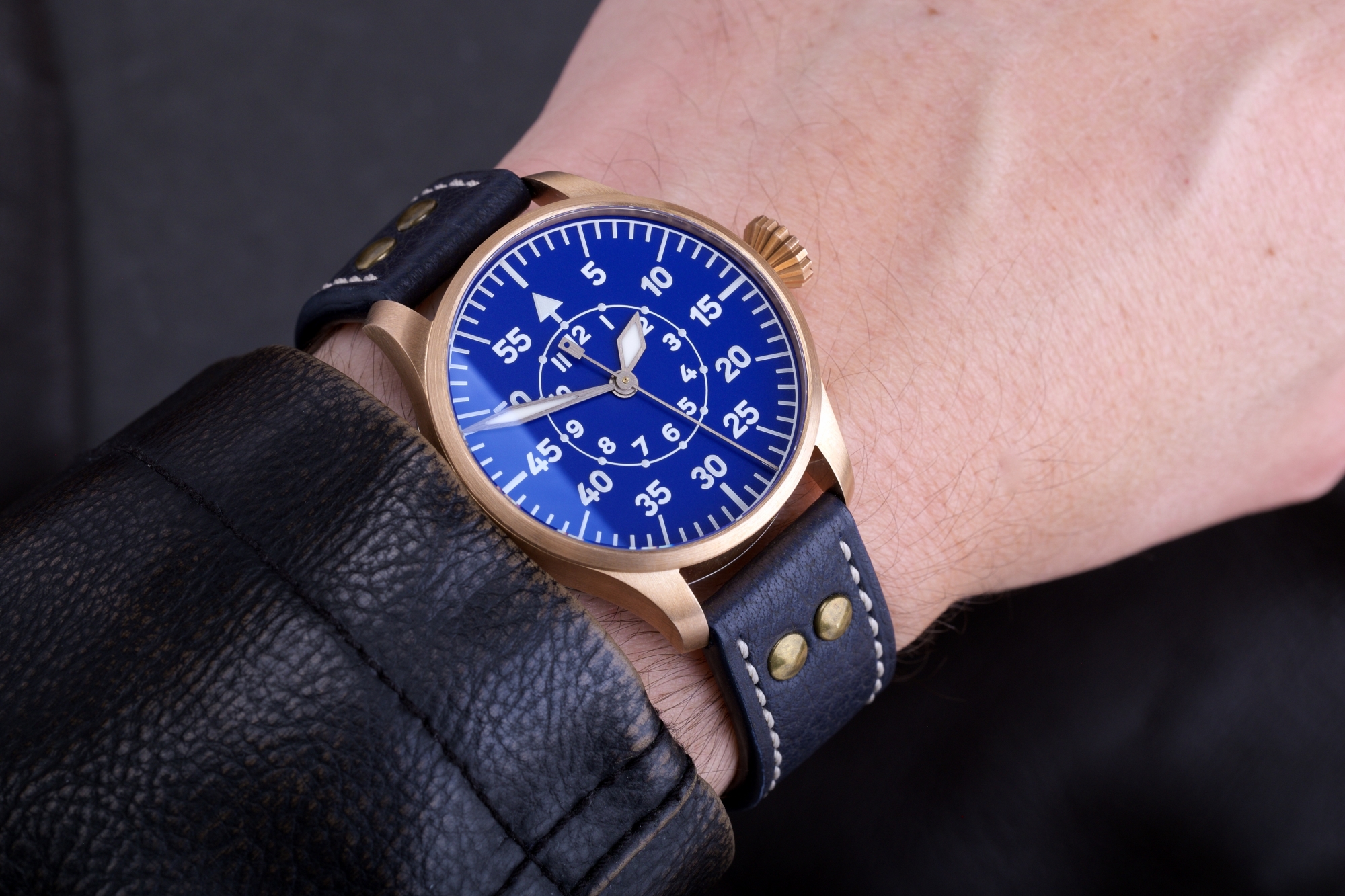 Flieger Friday LE 40 mm Type B Bronze thumbnail 2