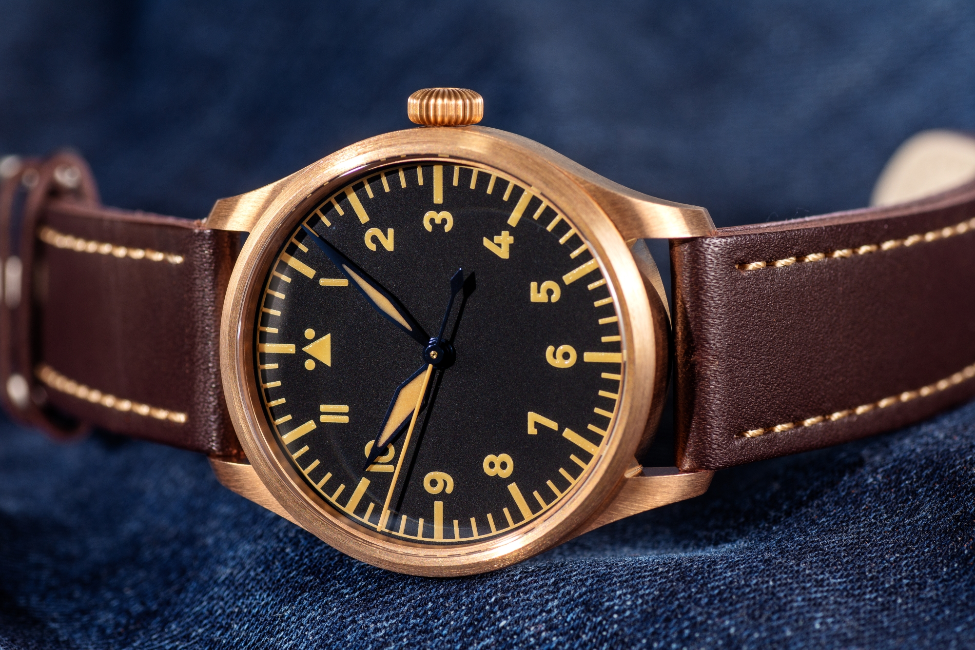 Pilot watch 42 mm Type A Bronze CuSn8 selected view