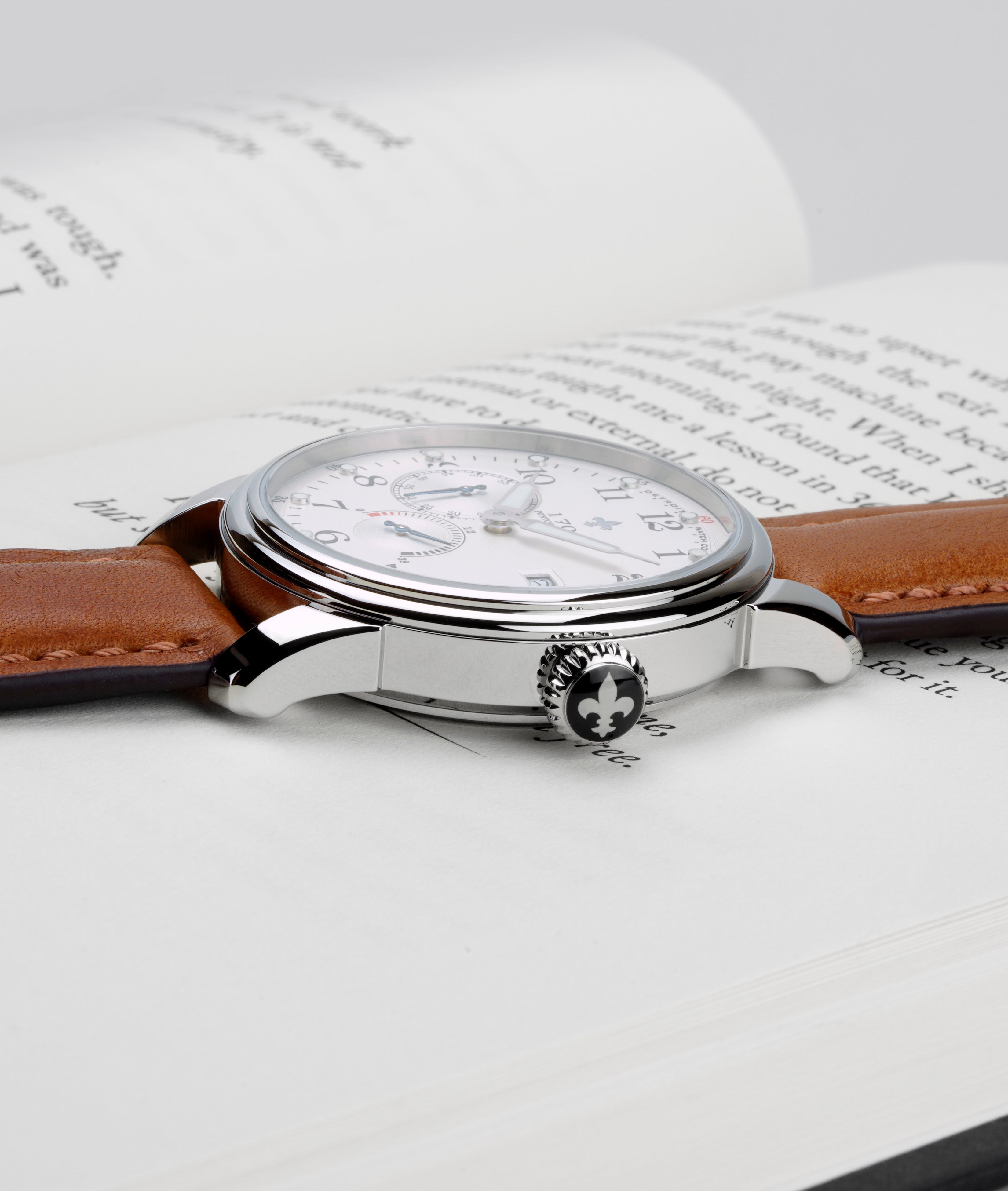 42mm 1701 Power Reserve Exhibition thumbnail 3