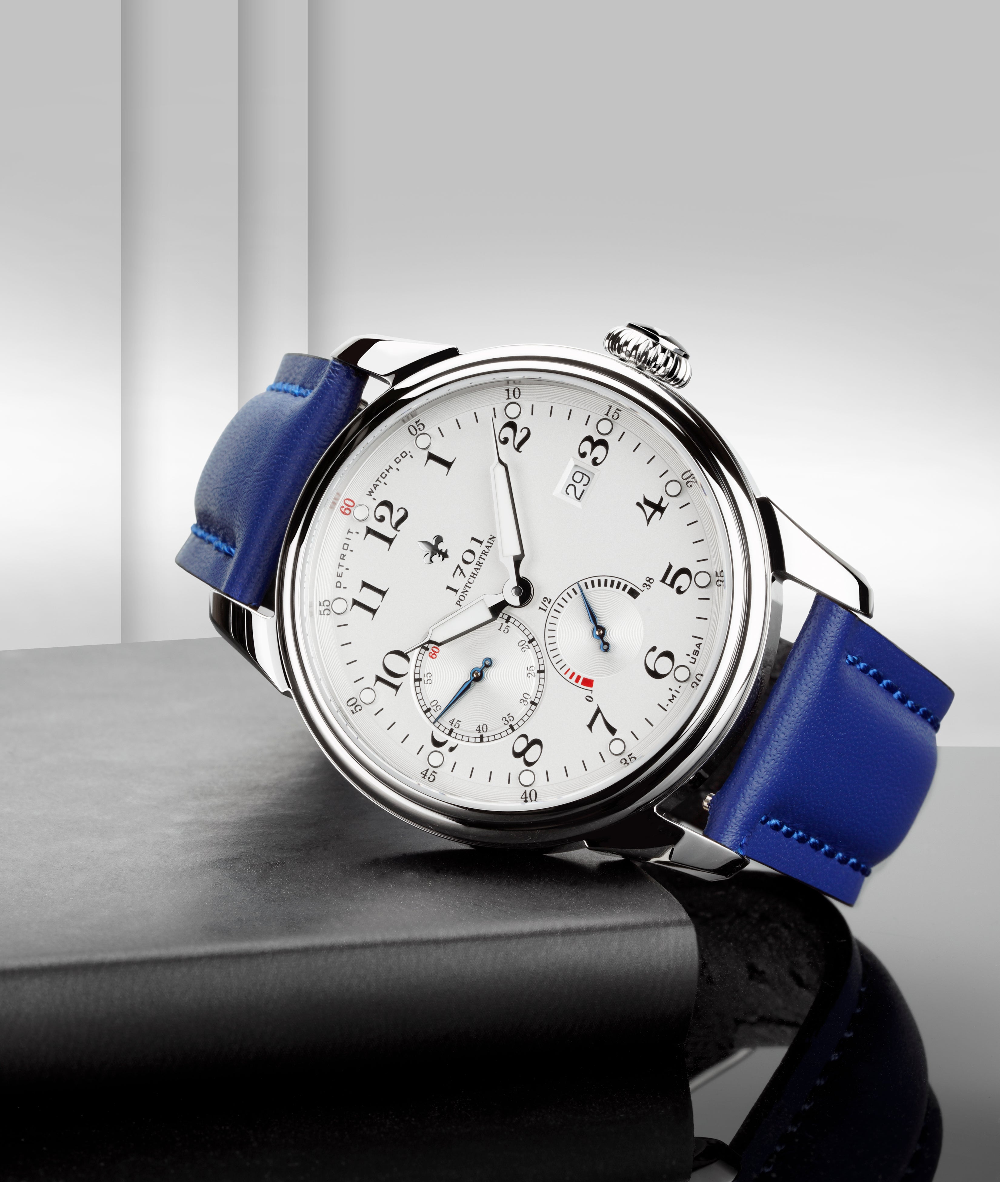 42mm 1701 Power Reserve Exhibition thumbnail 6