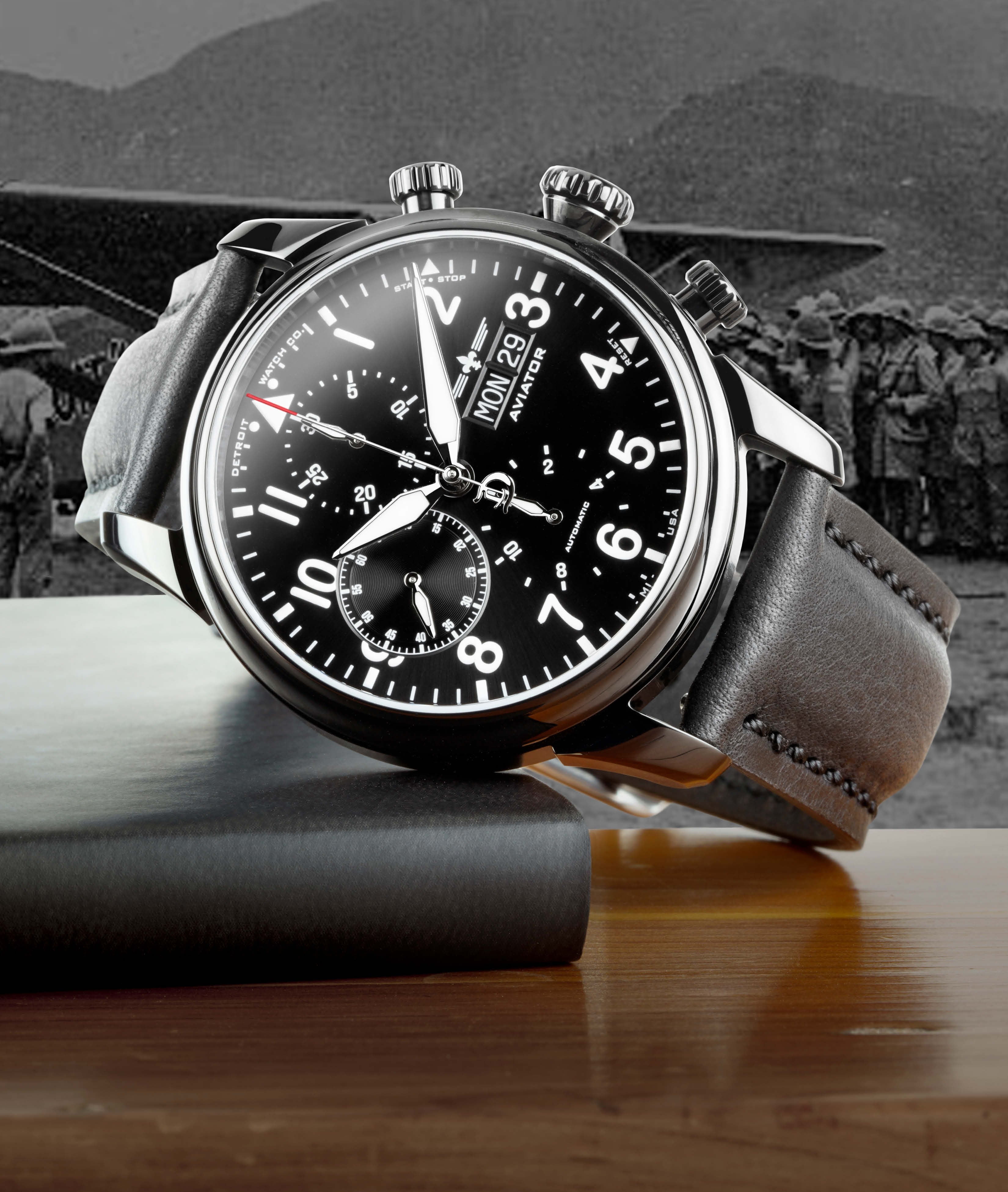 42mm Aviator Chrono Exhibition thumbnail 8