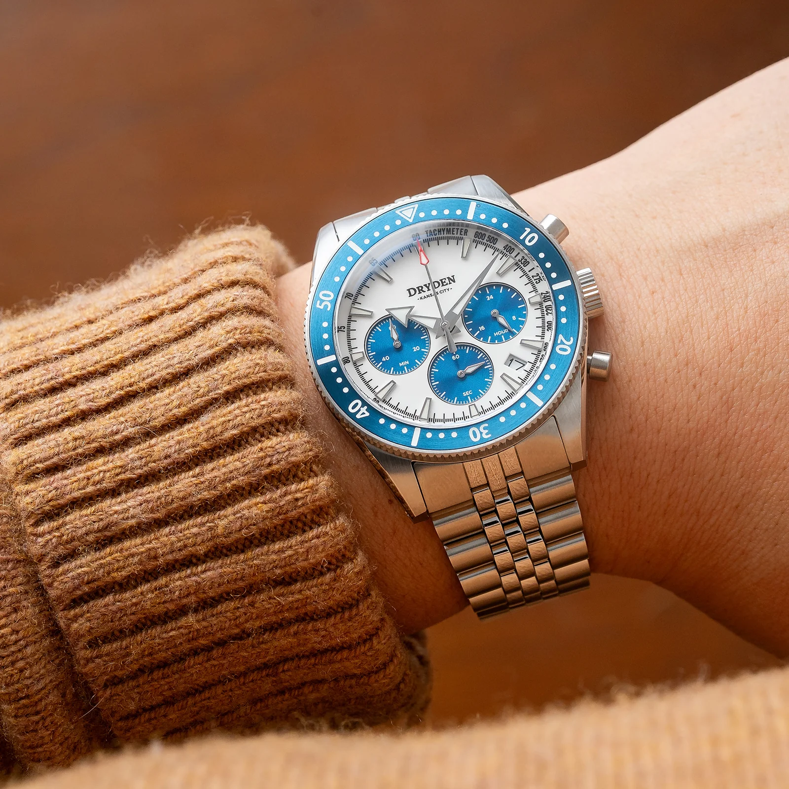 Dryden Chrono Diver Gen 2 42mm Chronograph - Blue Panda thumbnail 3