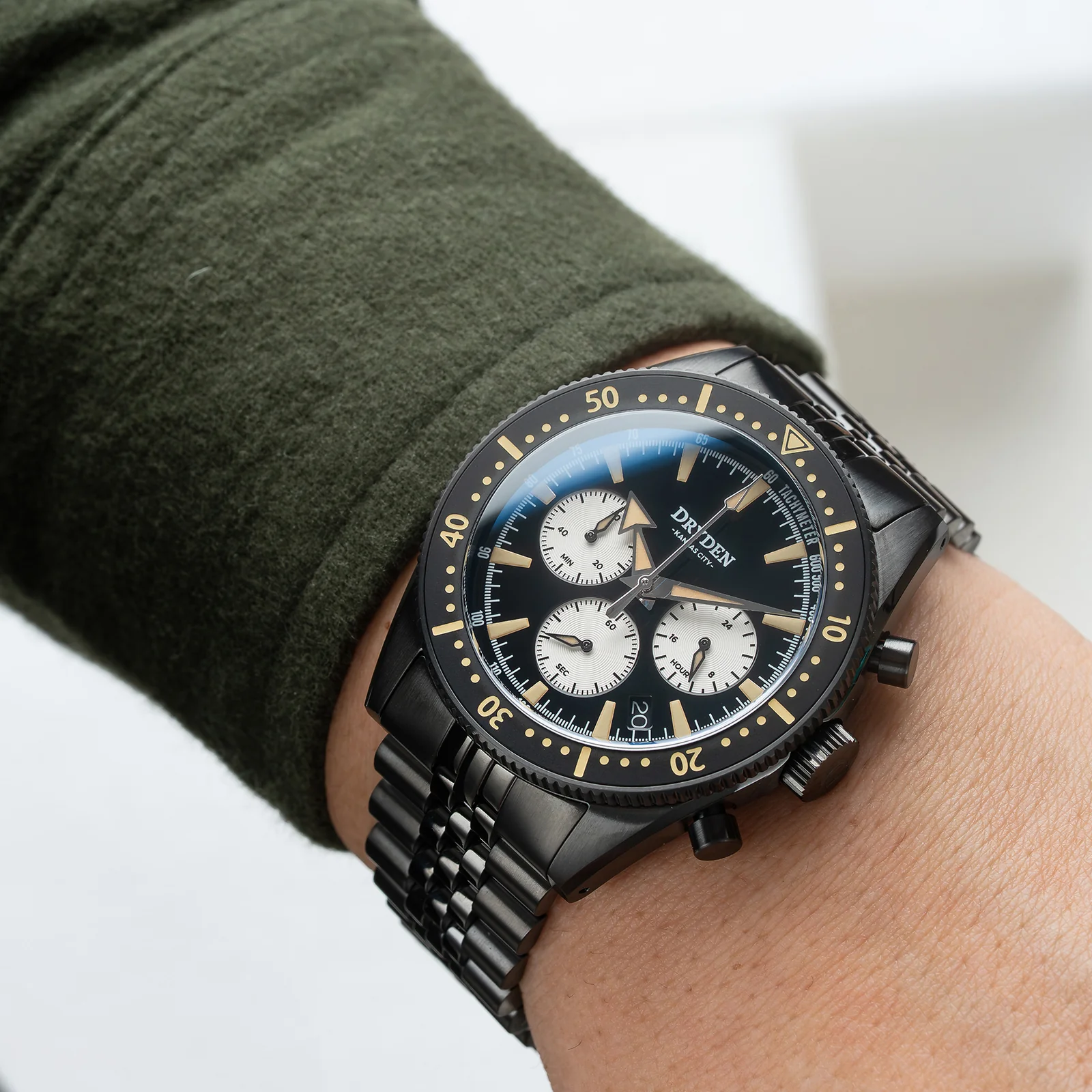 Dryden Chrono Diver Gen 2 42mm Chronograph - PVD Vintage thumbnail 4