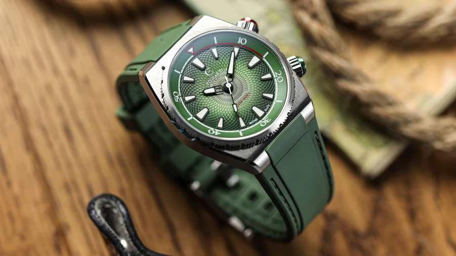The Manta  Forest Green Edition thumbnail 2