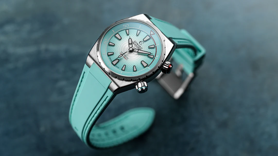 The Manta Revelare Sky Blue Edition