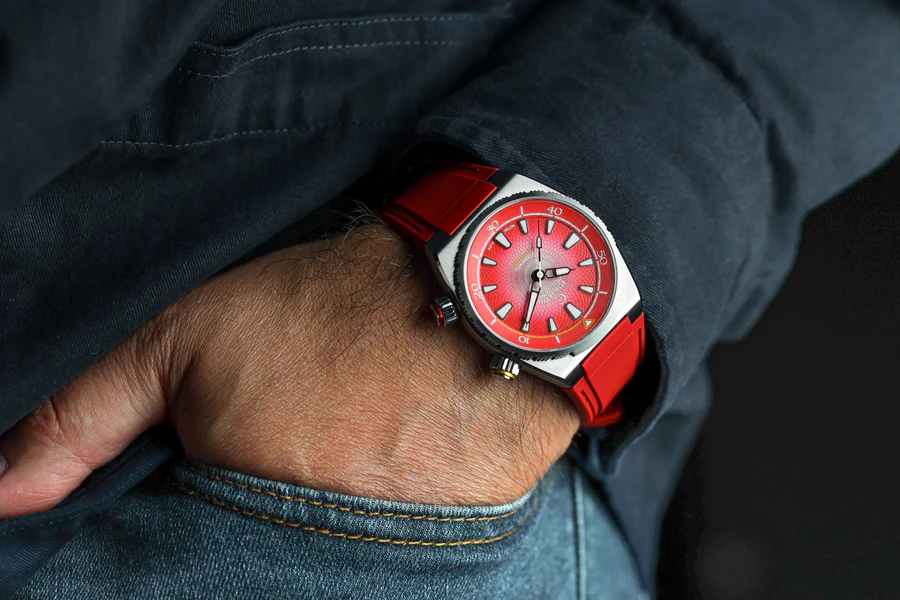 The Manta Rose Red Edition