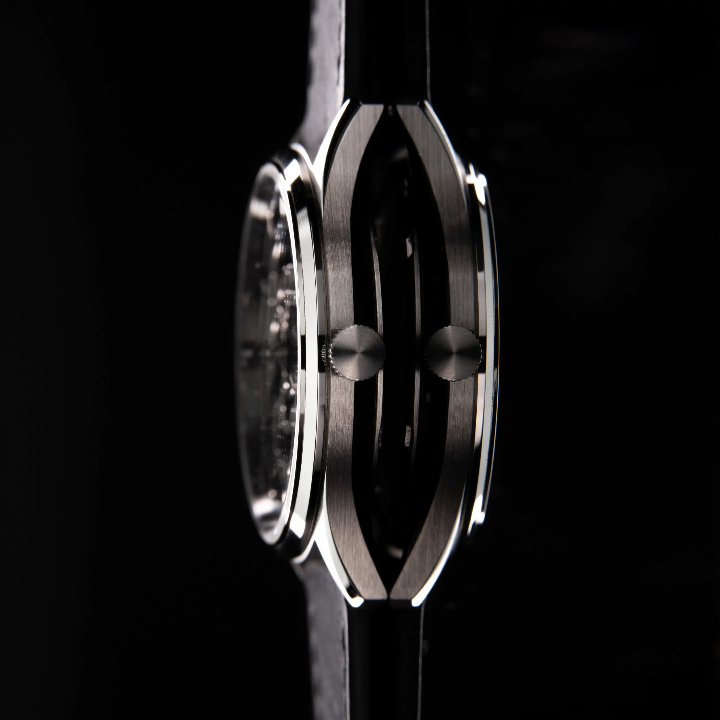 EONIQ Signature Braemar Skeleton Edition thumbnail 4