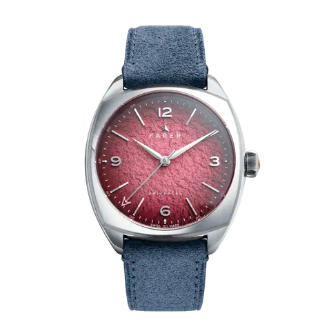 SLEEK SOPHISTICATION