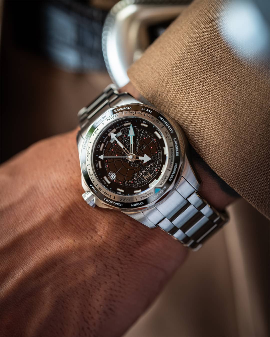 Fathers Globetrotter Black  Orologio GMT Automatico Swiss Made  Nero 40 mm thumbnail 2