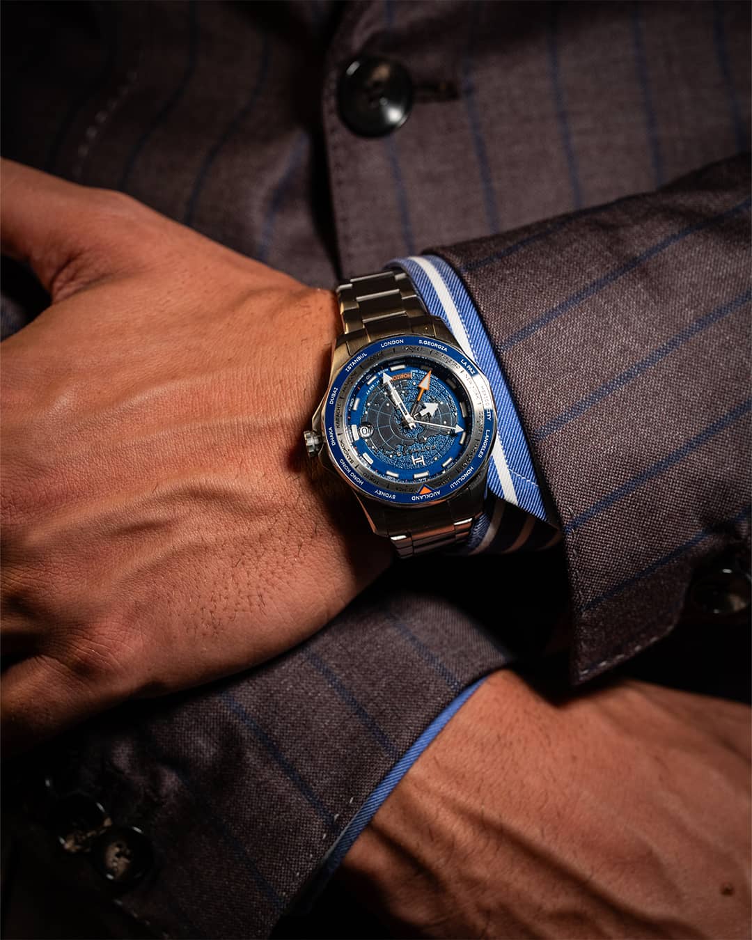 Fathers Globetrotter Blue  Orologio GMT Automatico Swiss Made  Blu 40 mm thumbnail 2
