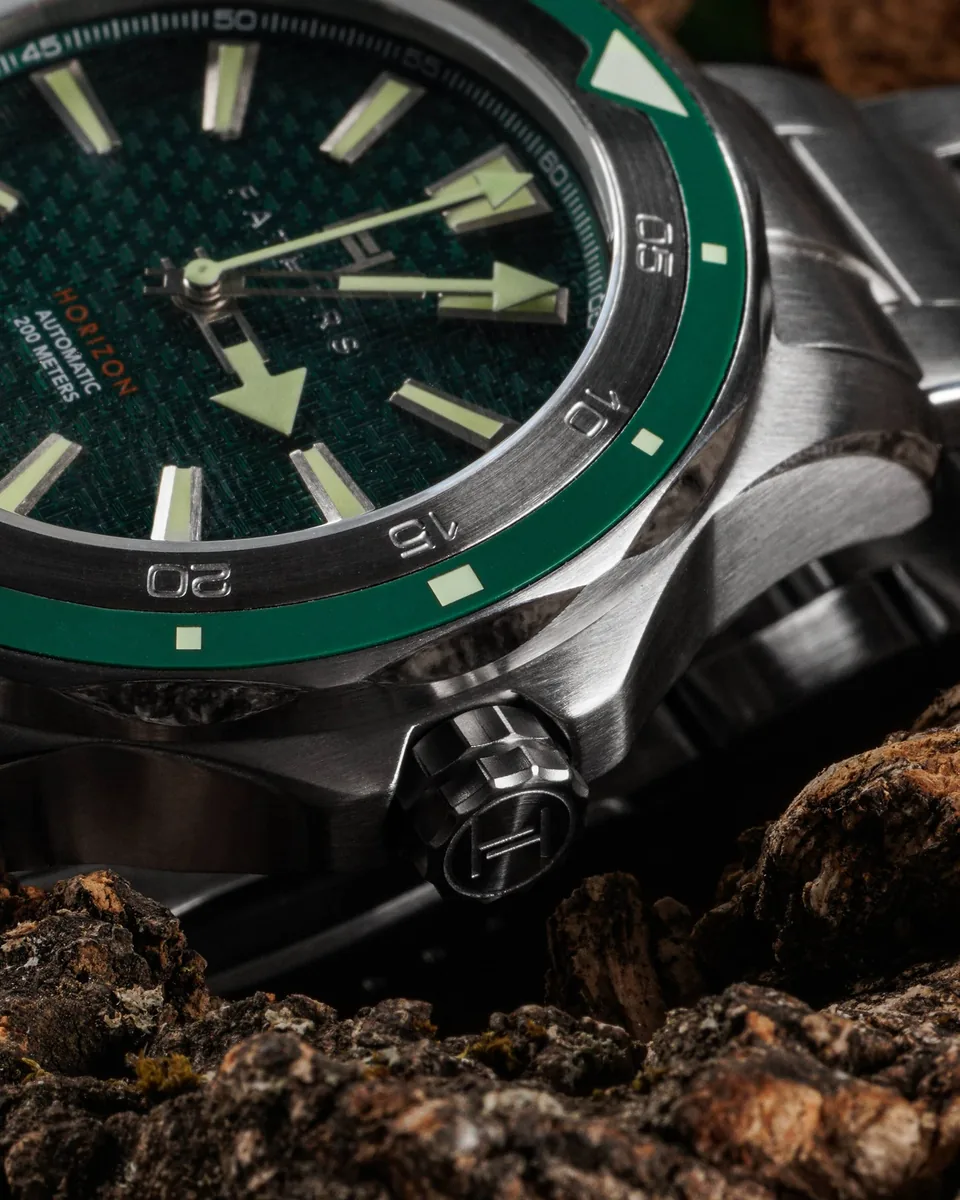 Fathers Outdoor Adventure Orologio Diver Automatico Swiss Made Verde 40 mm selected view