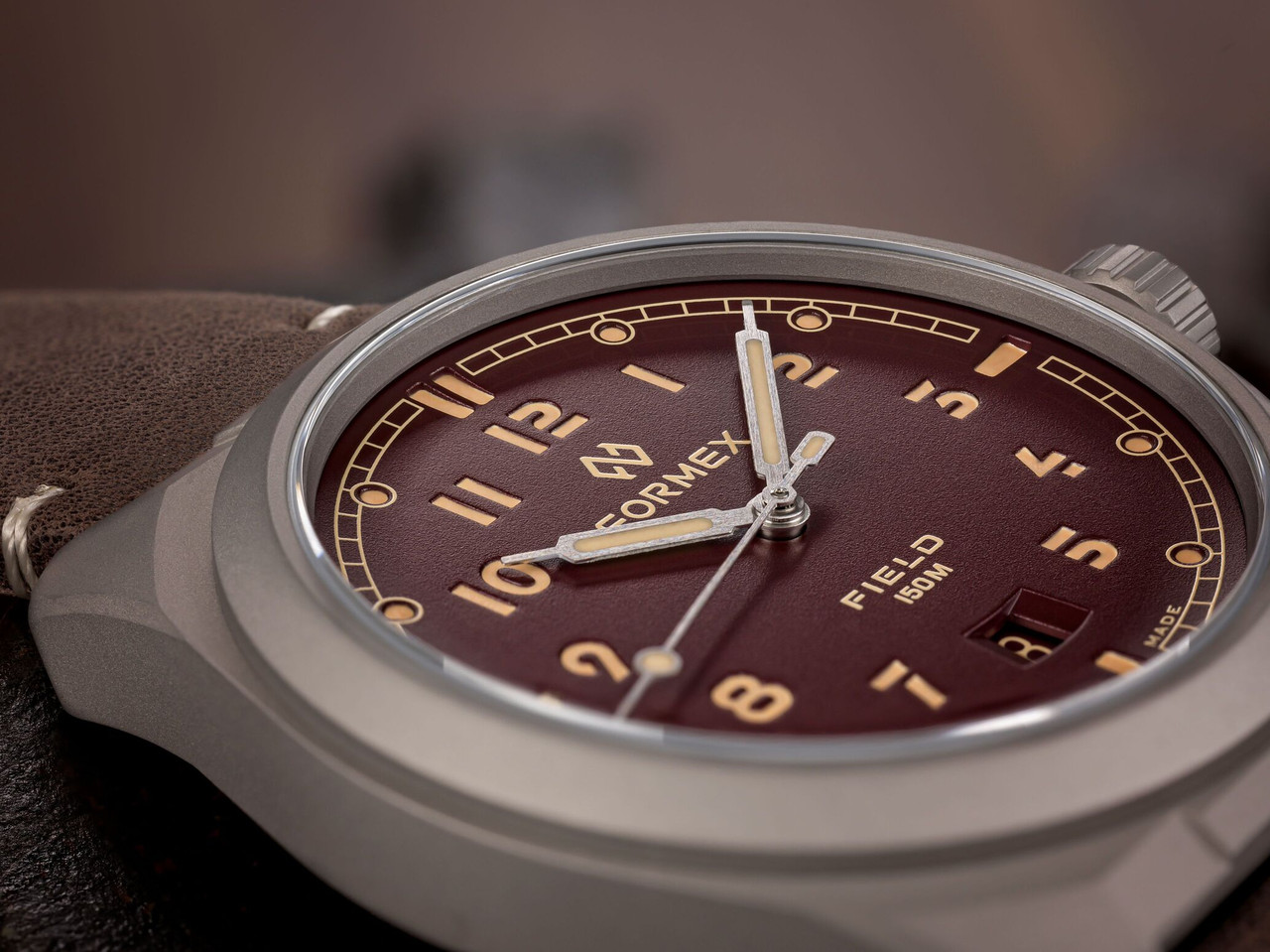 Automatic Mahogany Red 40 MM thumbnail 2