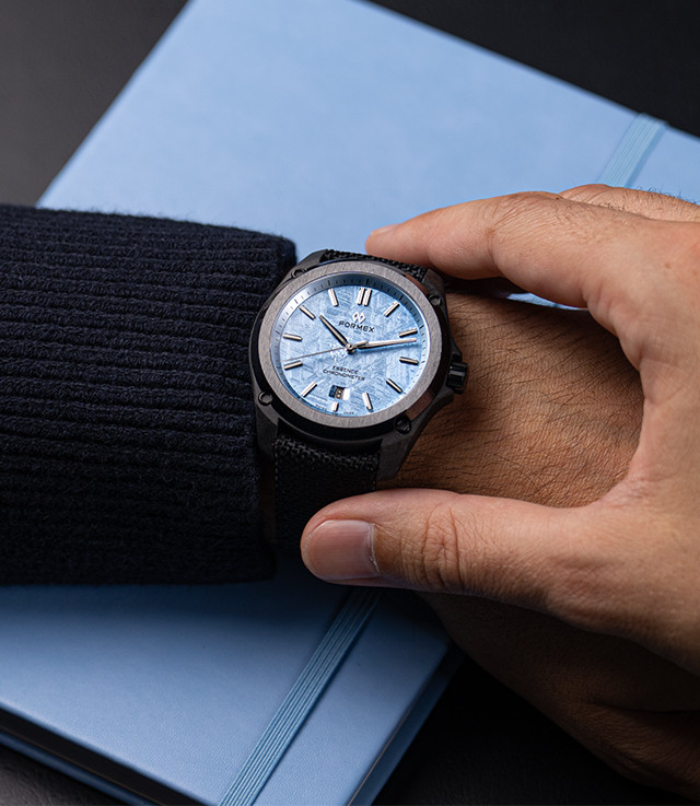 Automatic Chronometer Space Glacier 43 mm thumbnail 3