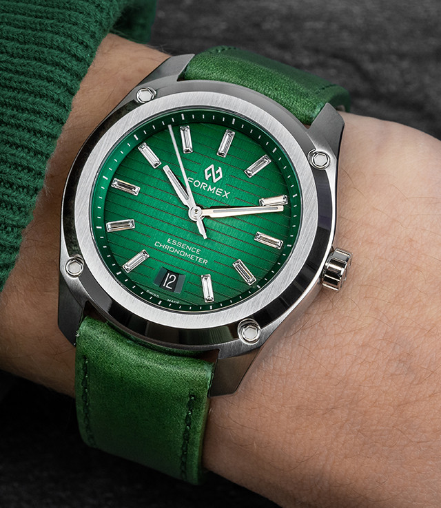 Baguette Diamond Automatic Chronometer Green 39 mm thumbnail 3